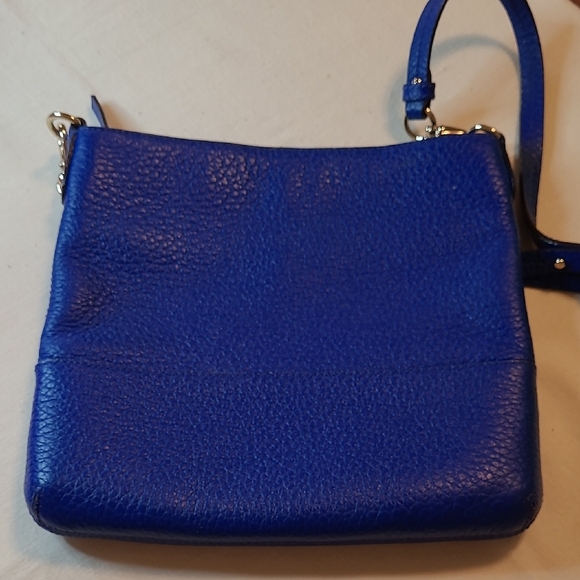 Kate Spade Grove Court Cora Vibrant Blue Crossbody Bag With FREE BAG CHARM - Picture 3 of 7